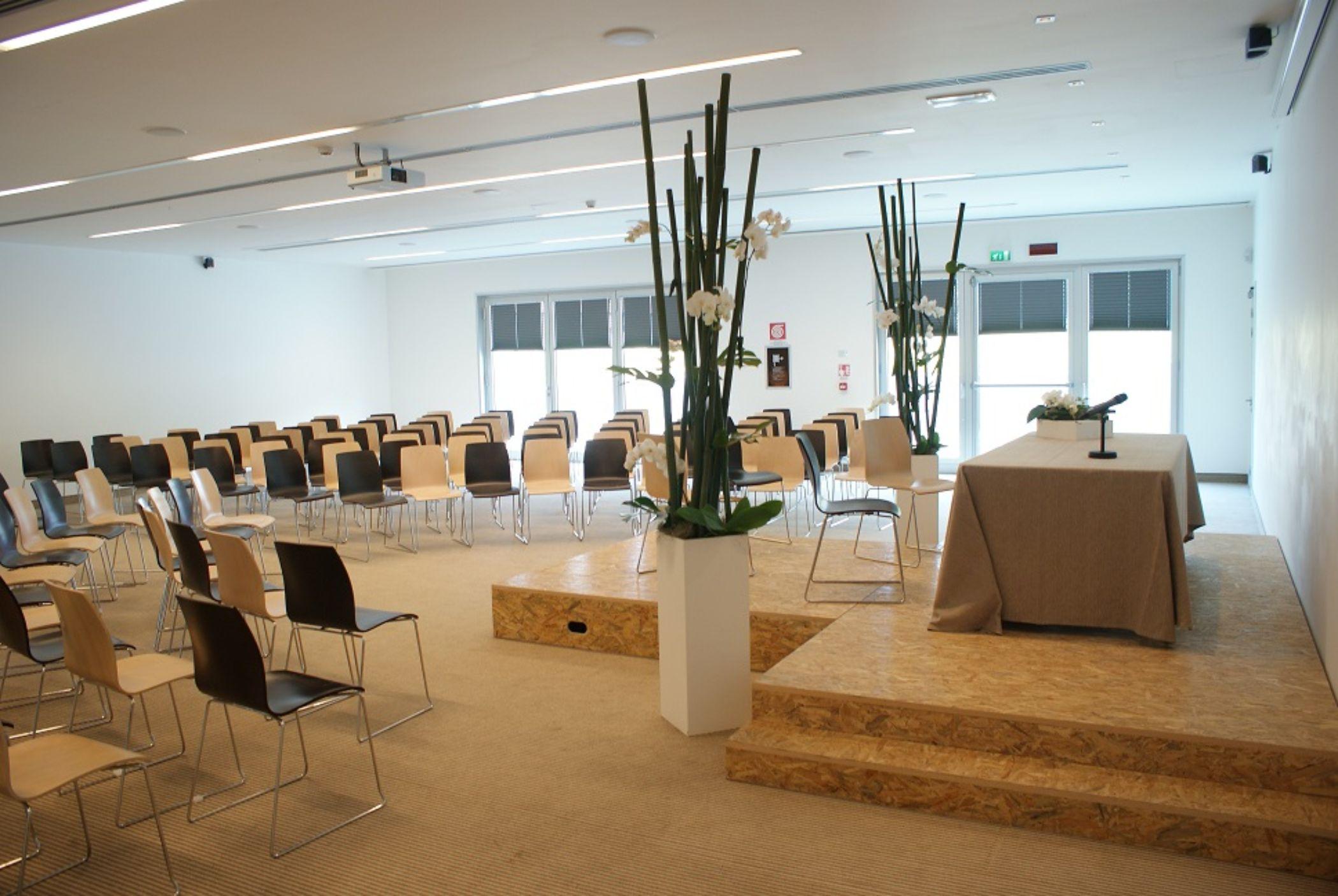 Aiden By Best Western Jhd Dunant Hotel Castiglione Delle Stiviere Bagian luar foto