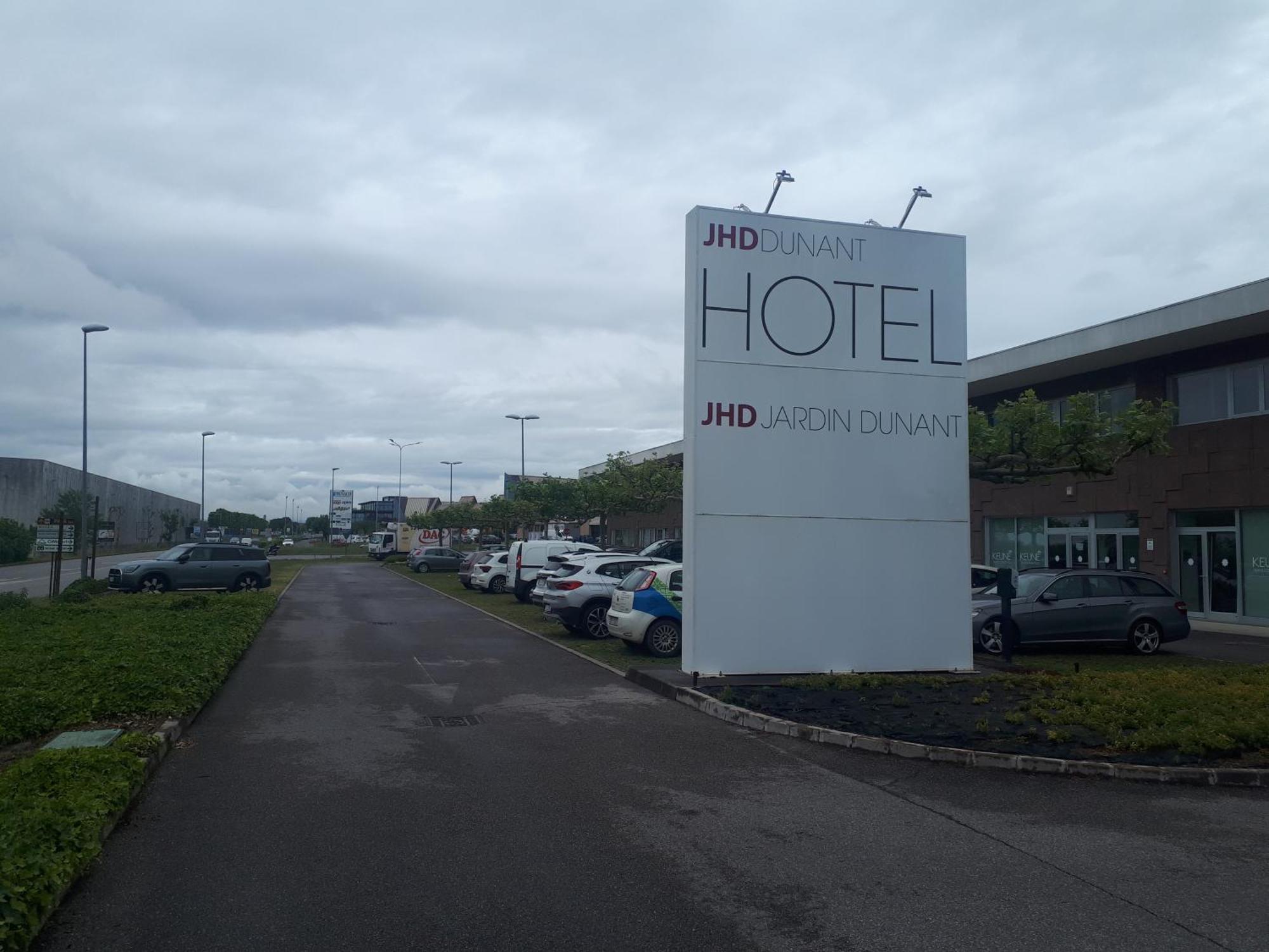 Aiden By Best Western Jhd Dunant Hotel Castiglione Delle Stiviere Bagian luar foto